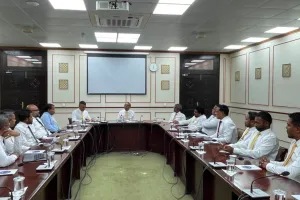 ނަޝީދު ޕީޖީ ގްރޫޕާ ބައްދަލުކުރައްވައިފި