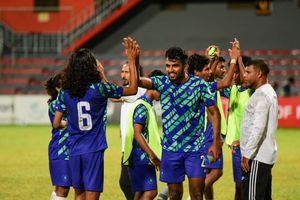 މާޒިޔާ ބަލިކޮށް ސަސް އަށް ފުރަތަމަ މޮޅު
