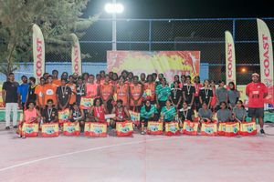 އޯޕަން ޑިވިޝަން ޗެމްޕިއަންކަން މޮންސްޓާސް އާއި ޗެކްމޭޓް އަށް 