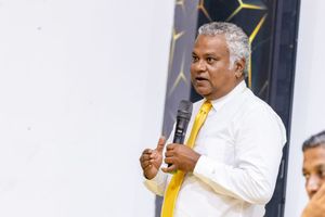 އަލީ ނިޔާޒާއެކު އެމްޑީޕީގެ އިތުރު 10 މީހަކަށް ޓިކެޓު ކަށަވަރު