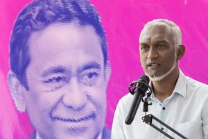 ކާމިޔާބަށް ފަހު މުއިއްޒު ގޮވާލެއްވީ ޔާމީން ގެޔަށް ބަދަލުކުރަން