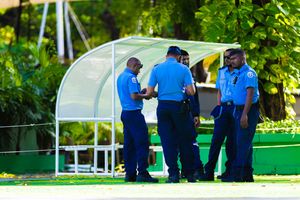 ފުލުހުންނަށް އިންޒާރު ދިން ހަތަރު މީހުން ހައްޔަރުކޮށްފި
