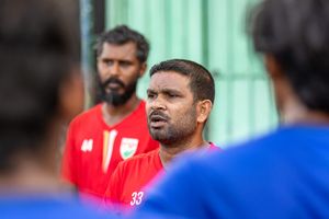 20 އަހަރުން ދަށުގެ ޓީމުގެ ކޯޗަކަށް ޝާކިއްޓެ 