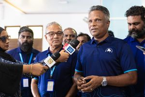 ފުށިދިއްގަރު މަޝްރޫއުން 100 މިލިއަން ސަލާމަތް ކުރެވިދާނެ: އާޒިމް