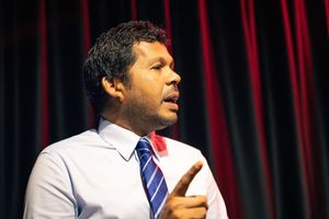 އެކައުންޓުތައް ހެކުކުރަން އުޅެނީ ސަރުކާރުގެ ތެރެއިން: ވައްޑެ