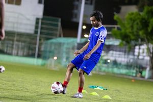 ޓީނޭޖުން ދަނޑަށް ހާޒިރު ނުވުމުން މެޗު ނިއު އަށް 