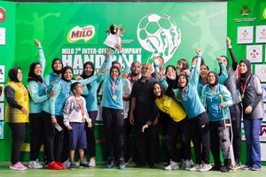 އެމްޕީއެލް އަށް ދެ ތަށި، އެއާޕޯޓާއި އިމިގްރޭޝަން ވެސް ޗެމްޕިއަންކަން ހޯދައިފި