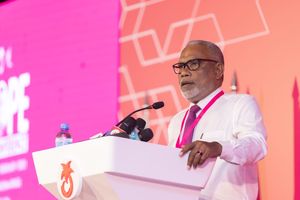 ރިޔާސީ ޓިކެޓުގެ ވާހަކަ ދައްކަން ޖެހޭ ހާލަތެއް ނެތް: އަދުރޭ
