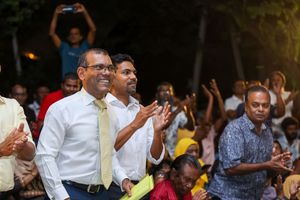 ލަކުނު މަދެއް ނޫން އެކަމަކު، ބެލްޓް ބާރުކުރީ ޕާޓީ އަނބުރާ ހޯދަން