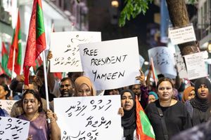 ޔާމީން ދޫކޮށްލުމަށް ގޮވާލާ ހުކުރު ދުވަހު ބޮޑު ހަރަކާތެއް 