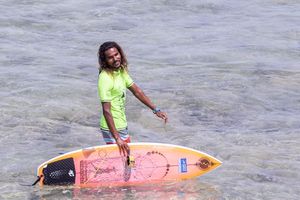 "މުލީކޮޅު ރާޅުގަނޑު" ގެ ޗެމްޕިއަންކަން ސްމައިލީ އަށް 