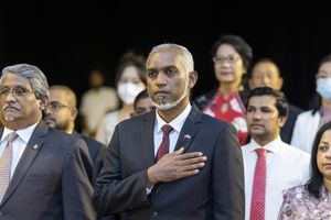 ކޯލިޝަނުން ގޮތެއް ނުނިންމިޔަސް މުއިއްޒުގެ ފޯމު މާދަން ހުށަހަޅަނީ