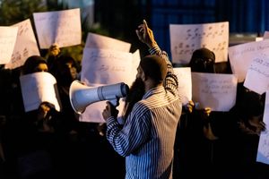 މޫނު ބުރުގާ މަނާ ކުރި މައްސަލައިގައި ބެލެނިވެރިން ހައި ކޯޓަށް