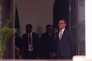 ނަޝީދު ވަކިކުރަން އެމްޑީޕީން މަޝްވަރާކުރަނީ