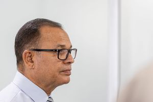 ރިޔާސީ ޓިކެޓަށް ޝައުގުވެރިކަން އެބަހުރި: އާދަމް ޝަރީފު