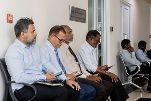 މުއިއްޒު ބާއްވަން އުޅުނު ޕްރެސްއާ ޕީޕީއެމާ ގުޅުމެއް ނެތް ކަމަށް ބުނެފި