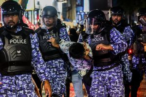 ރޭގެ މުޒާހަރާއިން ހައްޔަރުކުރި 15 މީހުން ވެސް ދޫކޮށްލައިފި