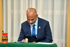 ދިރާސީ އަހަރު ޖެނުއަރީއަށް ބަދަލުކުރުމުގެ މަޝްވަރާތައް ފަށައިފި