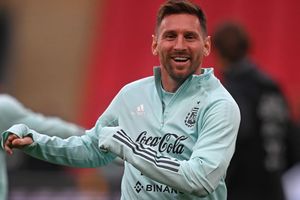 އިޓަލީ ވޯލްޑް ކަޕްގައި ނެތުމުން ހައިރާންވޭ: މެސީ
