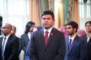ނަސޭހަތުގެ ބަސްކޮޅު ރައްދުކުރީ ކުރީގެ ވެރިން އަދި އިސް މަގާމުތަކުގައި ތިބި މީހުންނަށް: ނައިބު ރައީސް