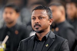 24 ގަޑިއިރު ތެރޭ އާސާސީ ބަދަލުކުރާއިރު މަޝްވަރާކުރާނެ ކަމަށް ބުނި