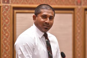 ގިނަ އެކެޑަމީތަކަކީ ވިޔަފާރި އުސޫލުން ހިންގާ ތަންތަން: މަހުލޫފް
