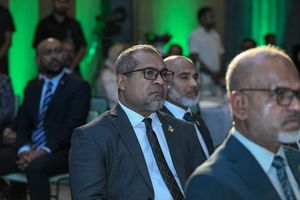 ހުލާސާކޮށް އިއްޔެ: ސަރުކާރު ބޭޒާރު ވާތީ ރުޅިގަދަވެއްޖެ