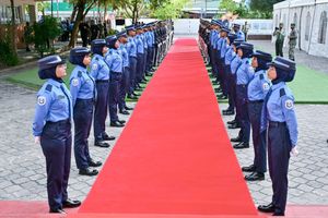 Police officer and six others others arrested with alcohol