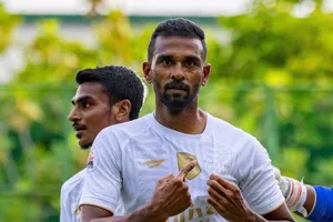 ކޮންރަޑް ފައިނަލަށް، ލިލީ ބީޗާއި މެލިއާ ސެމީގައި