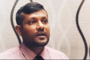 ނާޒިމް ސައްތާރަށް ތޫނު އެއްޗަކުން ހަމަލާދީފި