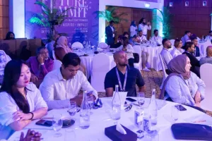 ޑޮލަރު އިތުރަށް މާރުކުރުމާއި ޓެކްސްގެ ބަދަލު މަޑުޖައްސާލަން ޑެސްޓިނޭޝަން ފިއުޗާއިން ގޮވާލައިފި