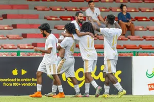 ޓީސީން ފަހުވަގުތު ވިކްޓަރީ އަތުން މޮޅުވެ އެފްއޭ ކަޕް ސެމީ އަށް