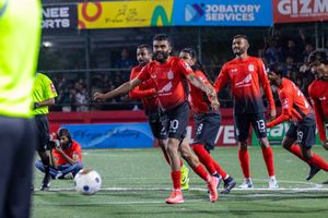 ޕެނަލްޓީގައި އޭދަފުށި ބަލިކޮށް ގަން ސެމީ އަށް 