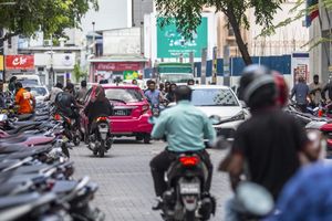 ދިމާވި މައްސަލައެއްގައި ވެހިކަލް ފީ ބަލައިގަތުން ހުއްޓުމަކަށް