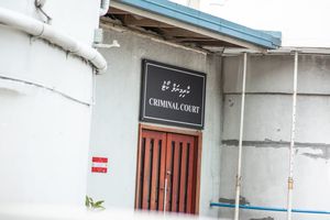 ފުލުހުންނަށް ނަން އޮޅުވާލި މީހަކު ދެ މަހަށް ގޭބަންދަށް
