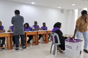 ދ. މީދޫ ކައުންސިލްގެ ރައީސް ހޮވަން ބާއްވާ އިންތިހާބު ފަށައިފި 