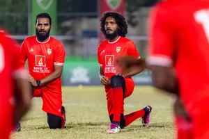 އަލުން ގައުމީ ސްކޮޑަށް؛ އިއްބެގެ ފުޓްބޯޅަ ކެރިއަރުގެ އެންމެ ވަރުގަދަ އެނބުރި އައުން