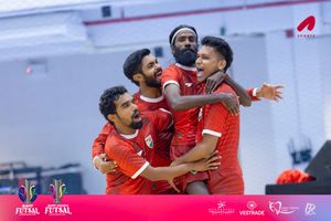 ޕާކިސްތާން އަތުން ބޮޑު މޮޅަކާ އެކު ރާއްޖޭން ފެށީ ވަރުގަދަކޮށް