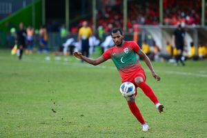 ހަމްޕު ފުރަތަަމަ އެގާރަ އަށް ނުލަނީ އެއްކޮށް ފިޓްނުވާތީ