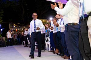 ނަޝީދުގެ އިތުބާރު ނެތްކަމުގެ މައްސަލަ ހުށަހަޅައިފި 