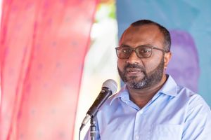 މުއިއްޒުގެ މޮޅާ އެކު ޝަހީމް ގޮވާލެއްވީ އެއްބައިވަންތަވާން