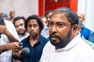 އިންޑިއާގެ ކިބައިން ރައީސް މައާފަށް އެދެން ޖެހޭ: ގާސިމް