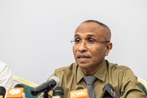 ބޭންކުން ފައިސާ ނެގޭ ލިމިޓެއް އޮންނާތީ ކަންބޮޑުވުން ފާޅުކޮށްފި 
