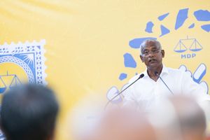 ބޭރު ސިފައިންގެ ނުފޫޒެއް ނެތް ކަމަށް ރައީސް ވިދާޅުވެއްޖެ