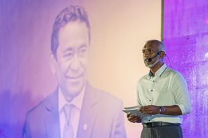ބަދަލުވާންވީ މުއިއްޒުގެ ސިޔާސަތު، ކެބިނެޓެއް ނޫން