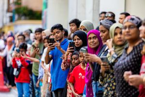 މިނިވަން ދުވަހާ ގުޅިގެން ހުކުރު ދުވަހު ވެހިކަލް ދުއްވުން މަނާ