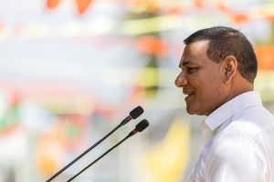 ވެރިކަމަށް މިވަގުތު ސިޔާމްގެ މާ ބޮޑު ޝައުގެއް ނެތް، ވިދާޅުވީ އޭނާ ވާދަކުރުމާ މެދު ގޮތެއް ނިންމާނީ ރައްޔިތުން ކަމަށް