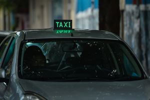 Calls to unite against govt taxi line