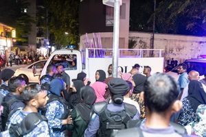 މުސްކުޅި އަންހަނެއް ހައްޔަރުކުރަން އުޅުނު ގޮތާ މެދު ފާޑުކިޔަނީ
