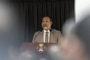 "މަޝްވަރާގެ އަހުލާގު ރައީސްގެ ހުރިވަރާ ގާތަށް ވެސް ޔާމީންގެ ނެތް"
